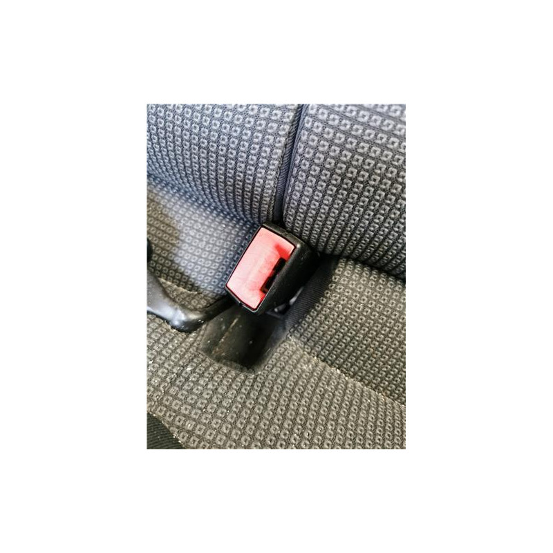 ANCLAJE CINTURON TRA. IZDO.