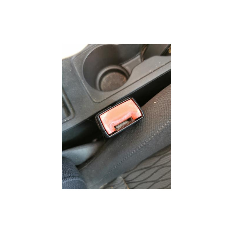 ANCLAJE CINTURON DEL. DCHO.