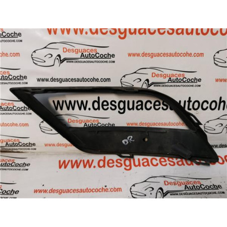 REJILLA PARAGOLPES DEL. DCHA.