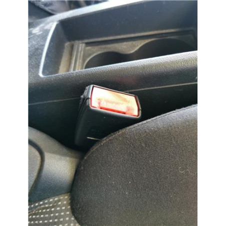 ANCLAJE CINTURON DEL. DCHO.