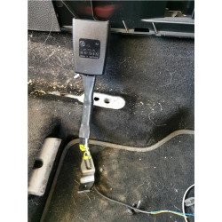 ANCLAJE CINTURON DEL. DCHO.