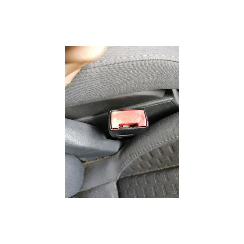 ANCLAJE CINTURON DEL. DCHO.