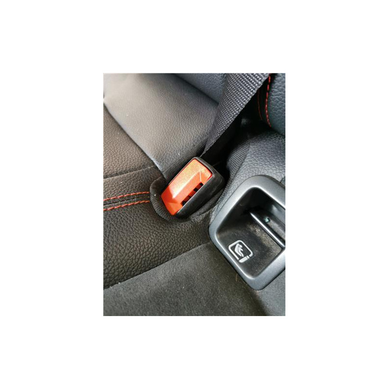 ANCLAJE CINTURON TRA. IZDO.