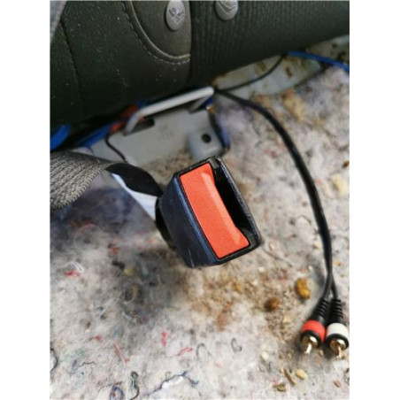 ANCLAJE CINTURON TRA. IZDO.