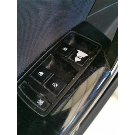 BOTONERA PUERTA DEL. IZDA.