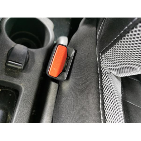 ANCLAJE CINTURON DEL. IZDO.