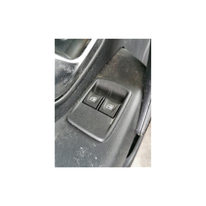 BOTONERA PUERTA DEL. IZDA.