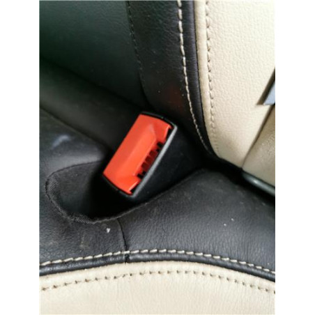 ANCLAJE CINTURON TRA. IZDO.