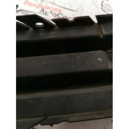 REJILLA PARAGOLPES DEL. IZDA.