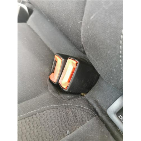 ANCLAJE CINTURON TRA. IZDO.