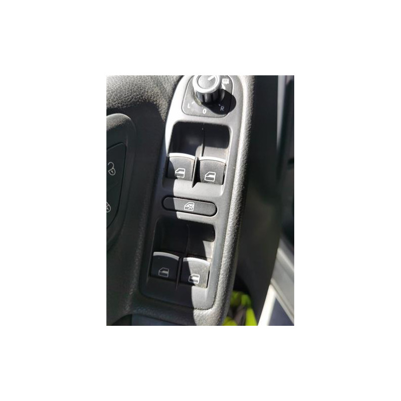 BOTONERA PUERTA DEL. IZDA.