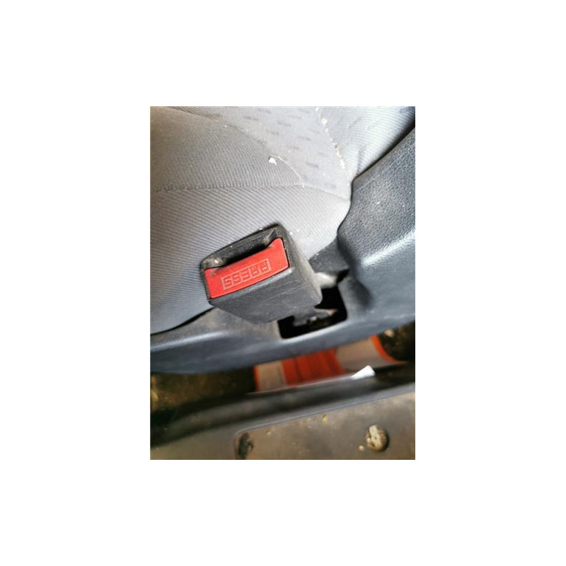 ANCLAJE CINTURON DEL. DCHO.