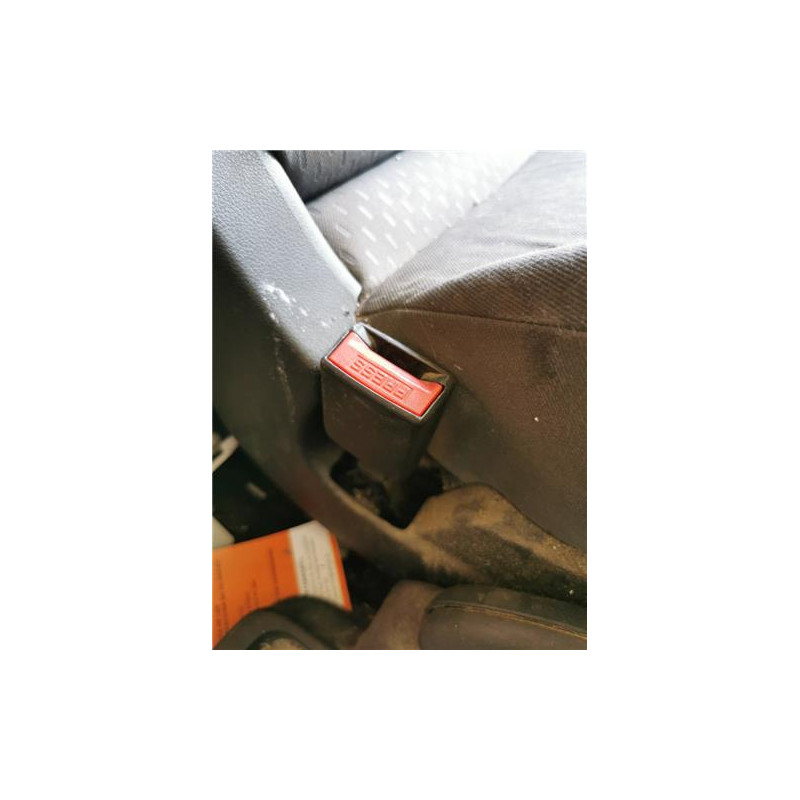 ANCLAJE CINTURON DEL. IZDO.