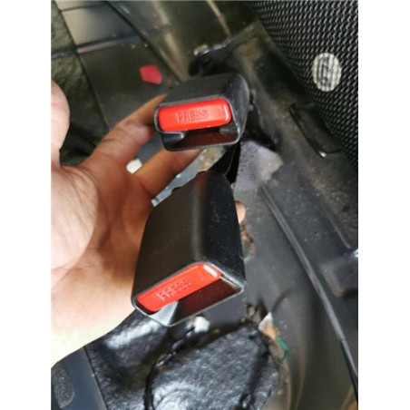 ANCLAJE CINTURON TRA. CENTRAL