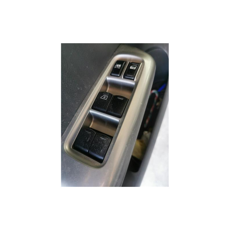 BOTONERA PUERTA DEL. IZDA.