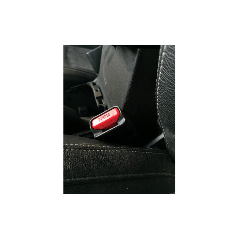 ANCLAJE CINTURON DEL. IZDO.