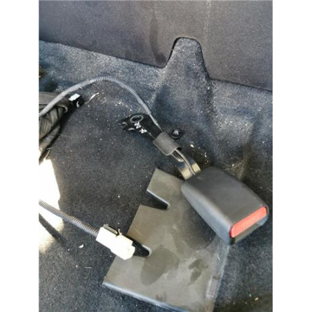 ANCLAJE CINTURON DEL. DCHO.