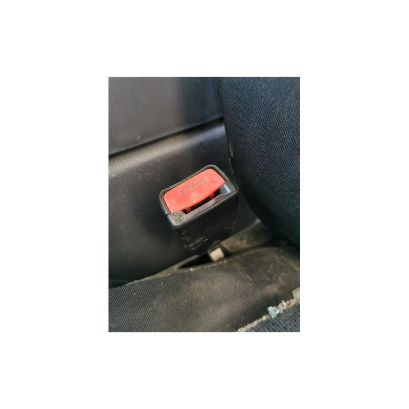 ANCLAJE CINTURON DEL. IZDO.