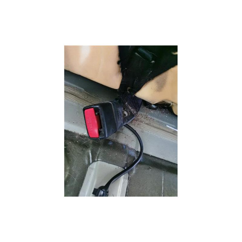 ANCLAJE CINTURON TRA. IZDO.