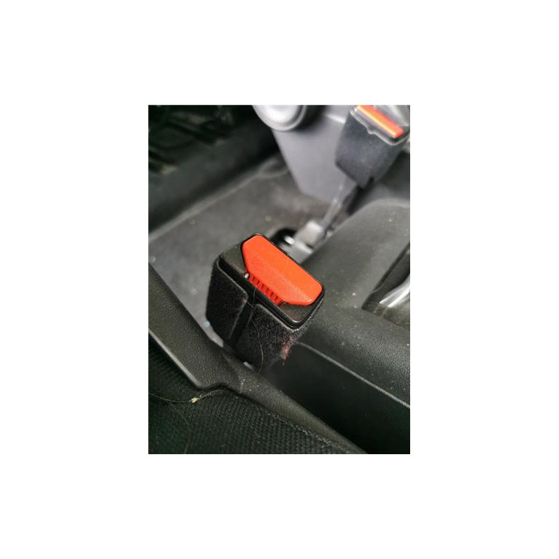 ANCLAJE CINTURON DEL. DCHO.