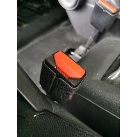 ANCLAJE CINTURON DEL. DCHO.