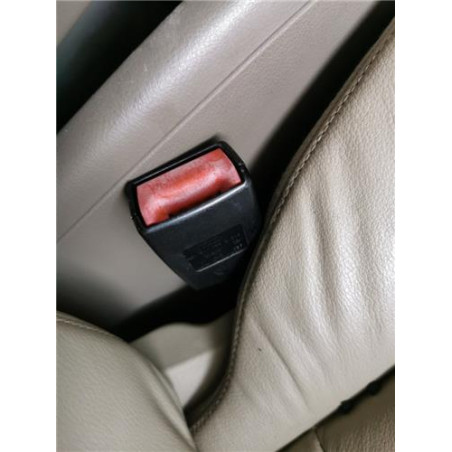 ANCLAJE CINTURON DEL. DCHO.