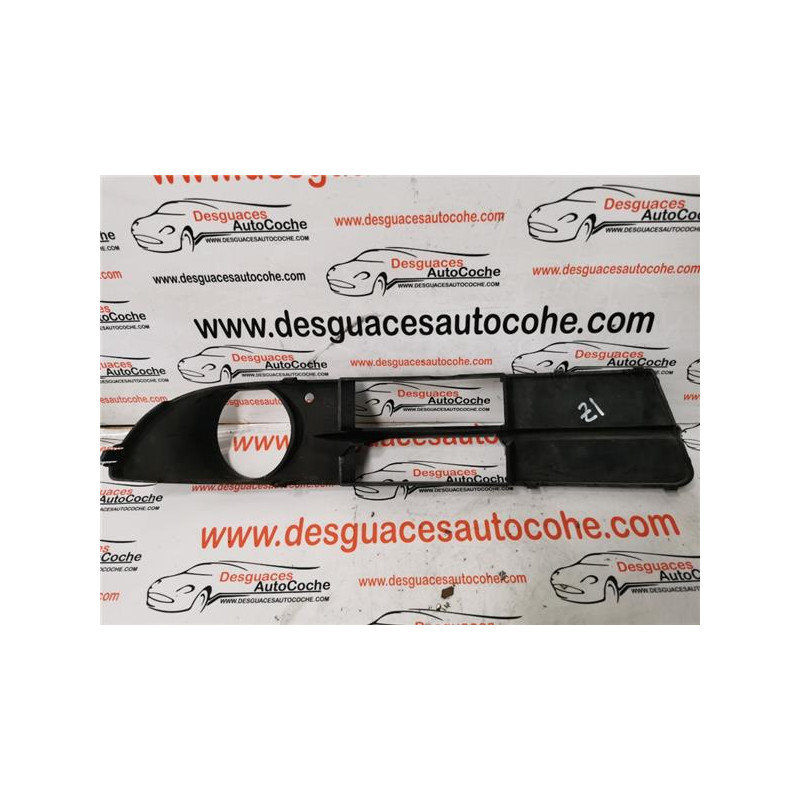 REJILLA PARAGOLPES DEL. IZDA.