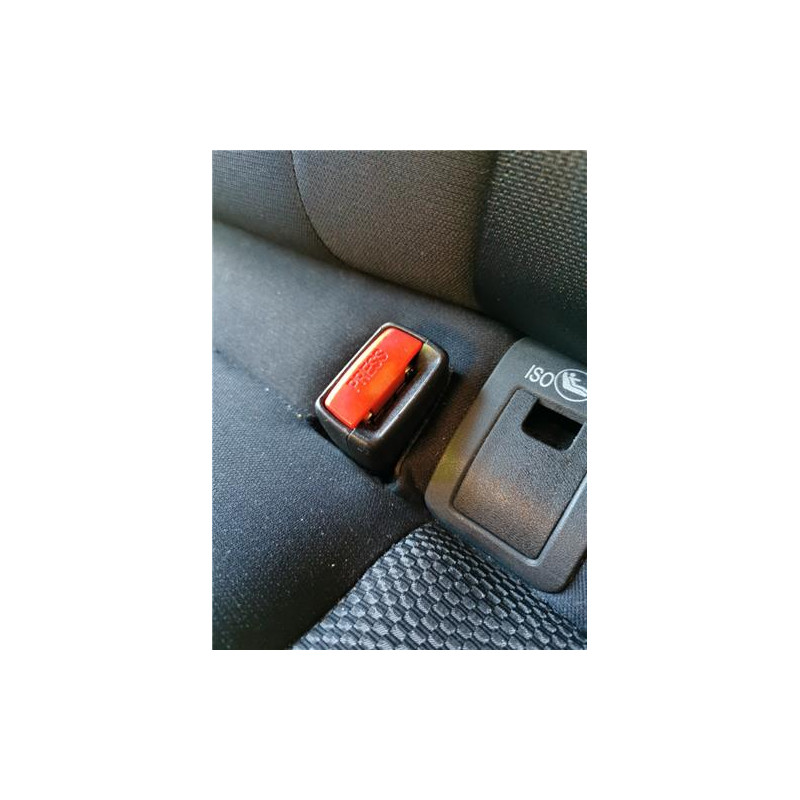 ANCLAJE CINTURON TRA. IZDO.