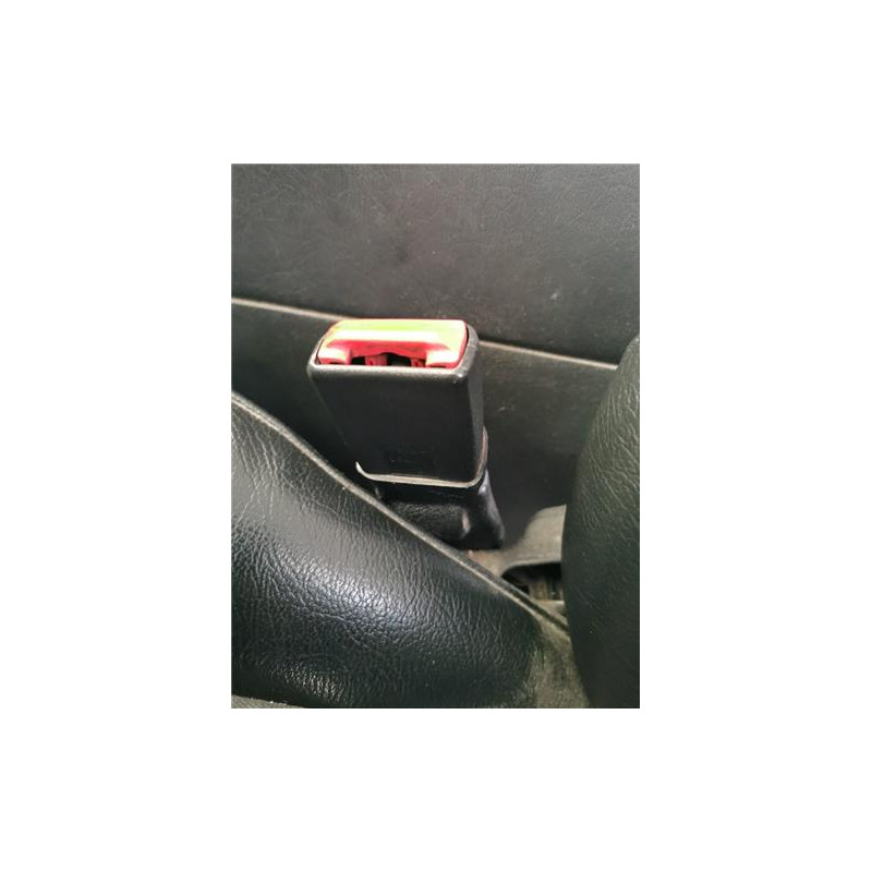 ANCLAJE CINTURON DEL. IZDO.