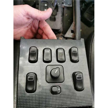 BOTONERA PUERTA DEL. IZDA.