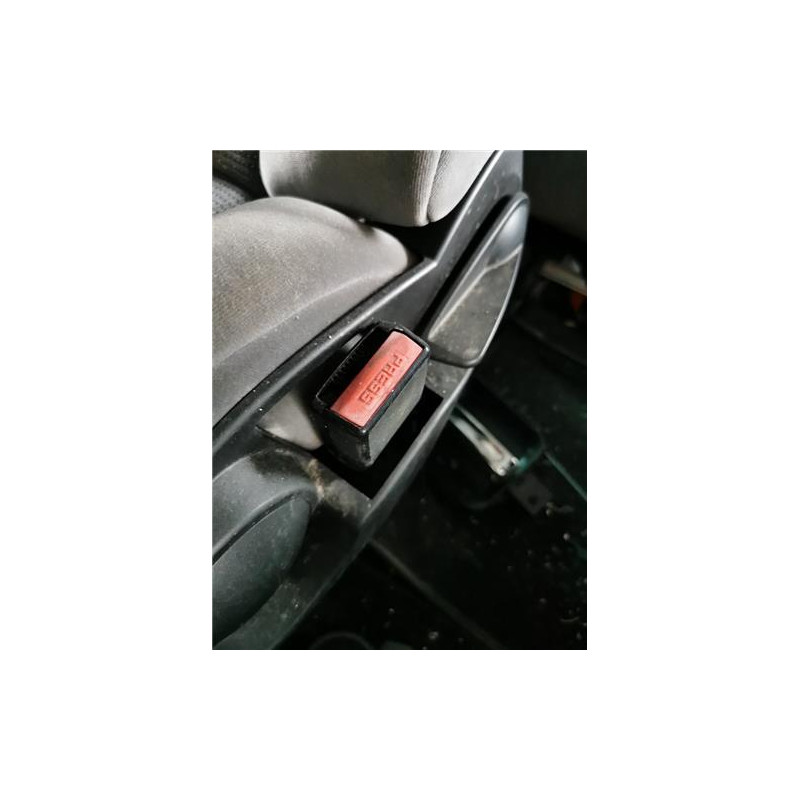 ANCLAJE CINTURON DEL. DCHO.