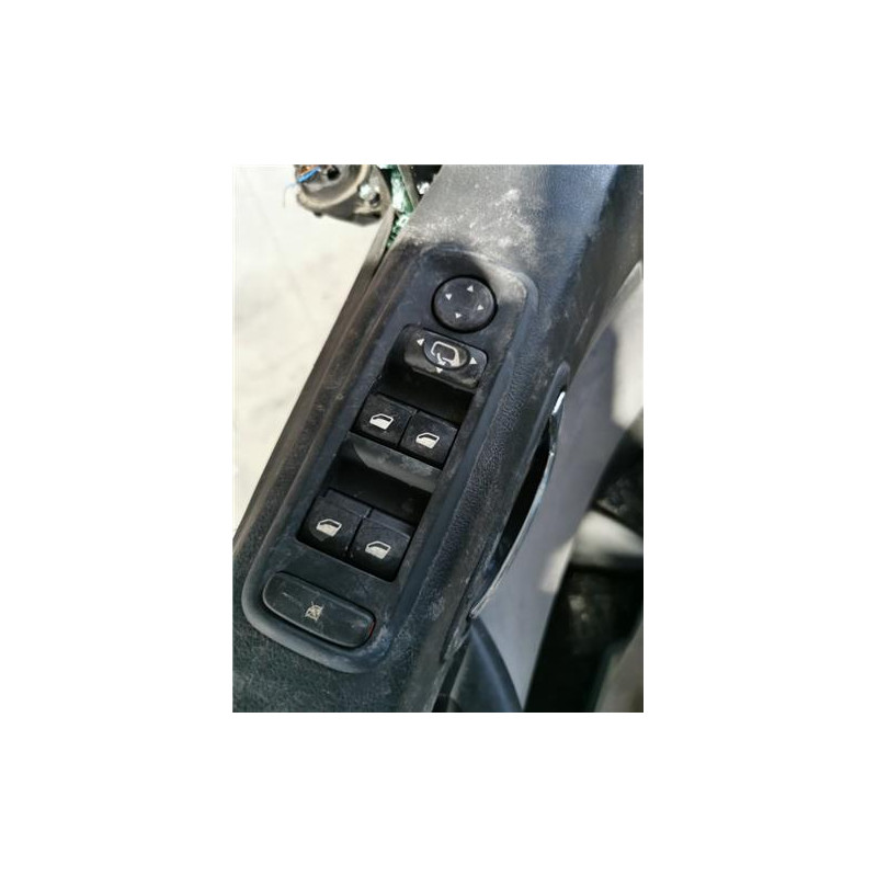 BOTONERA PUERTA DEL. IZDA.