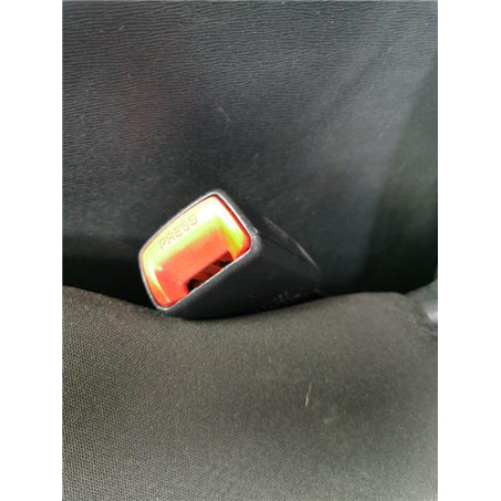 ANCLAJE CINTURON DEL. IZDO.