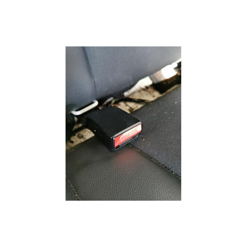 ANCLAJE CINTURON TRA. IZDO.