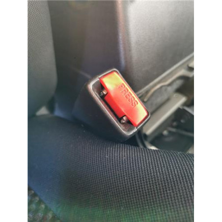 ANCLAJE CINTURON DEL. DCHO.