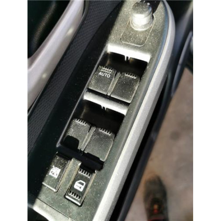 BOTONERA PUERTA DEL. IZDA.