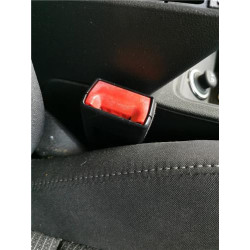 ANCLAJE CINTURON DEL. DCHO.