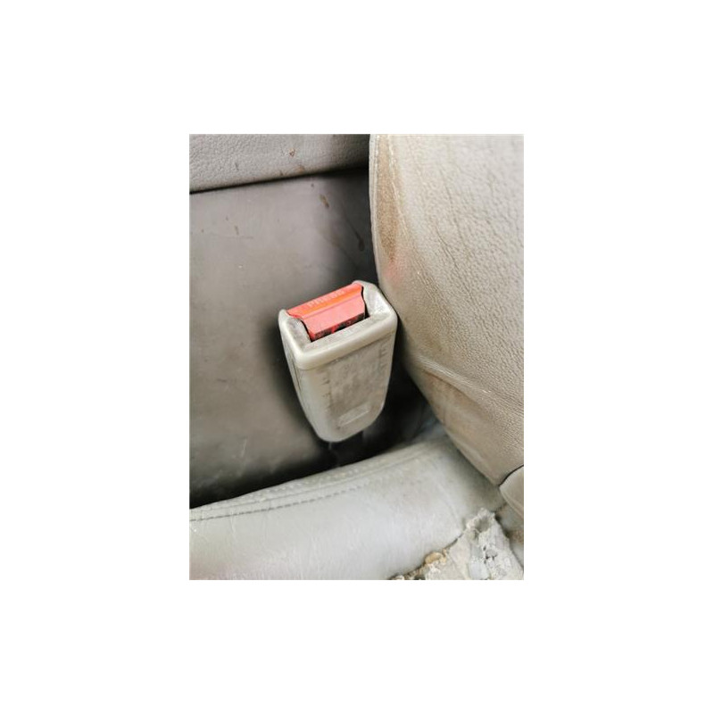 ANCLAJE CINTURON DEL. IZDO.