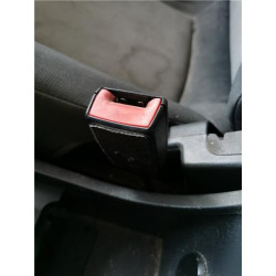 ANCLAJE CINTURON DEL. DCHO.