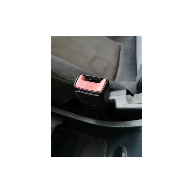 ANCLAJE CINTURON DEL. DCHO.