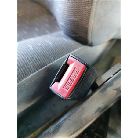 ANCLAJE CINTURON DEL. DCHO.