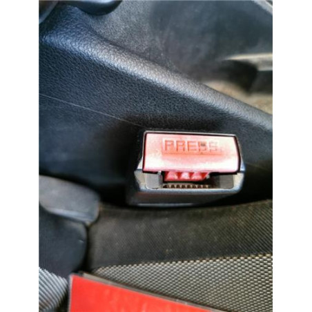 ANCLAJE CINTURON DEL. DCHO.