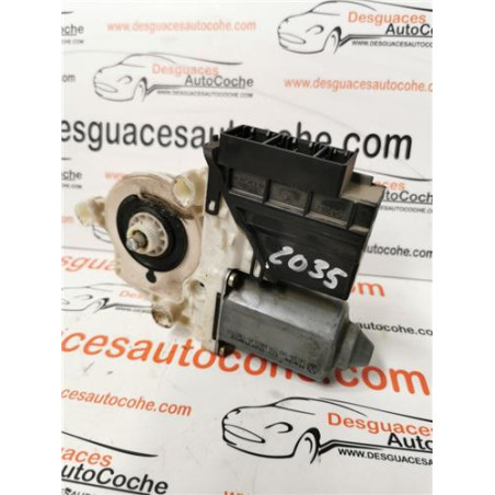 MOTOR ELEVALUNAS DEL. DCHO.