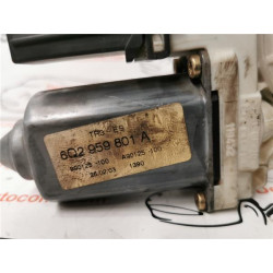 MOTOR ELEVALUNAS DEL. DCHO.