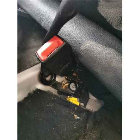 ANCLAJE CINTURON TRA. IZDO.