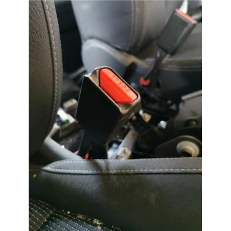 ANCLAJE CINTURON DEL. DCHO.