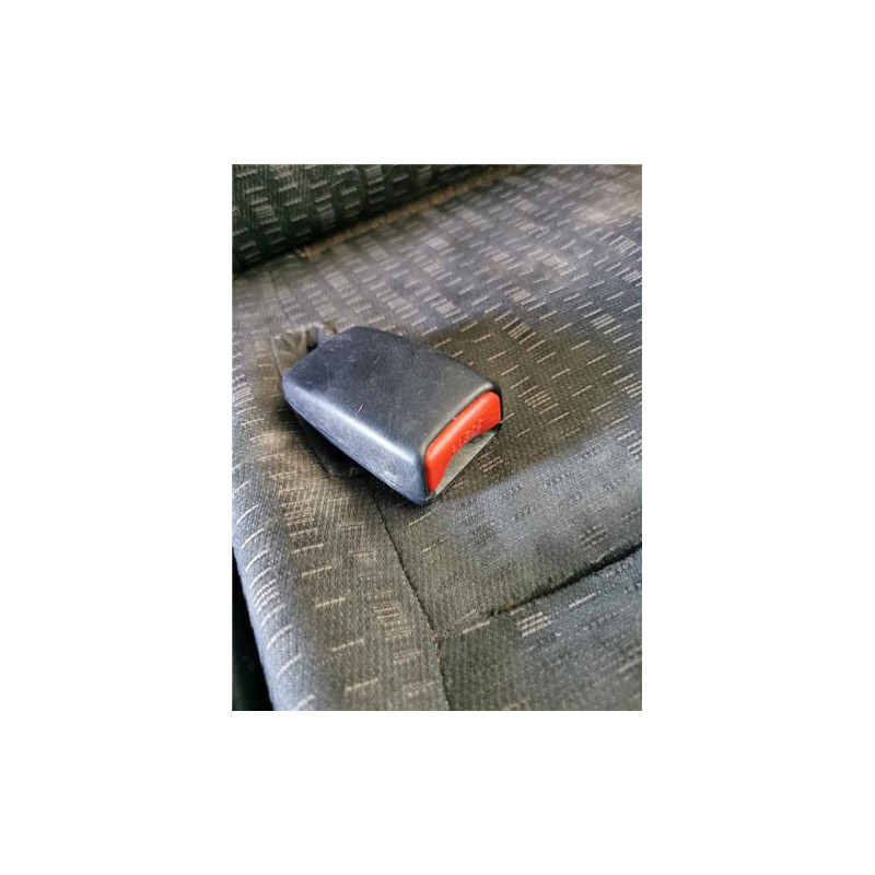 ANCLAJE CINTURON TRA. IZDO.