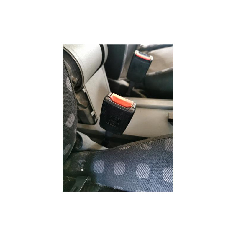 ANCLAJE CINTURON DEL. DCHO.