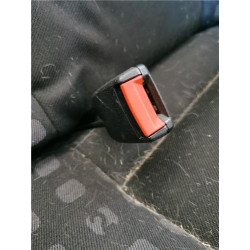 ANCLAJE CINTURON TRA. IZDO.