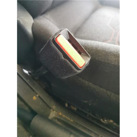 ANCLAJE CINTURON DEL. IZDO.